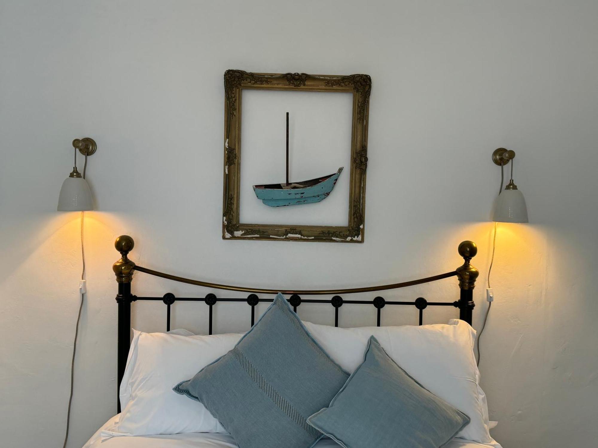 Picturesque Seaside Cottage Next To Viking Bay - 브로드스테어즈 외부 사진